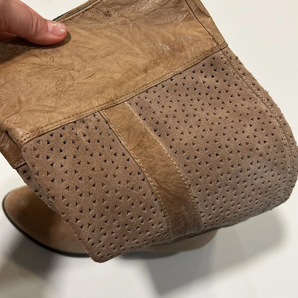 BC footwear - sided leather boots, tall and textured, 8 - Picture 12 of 15